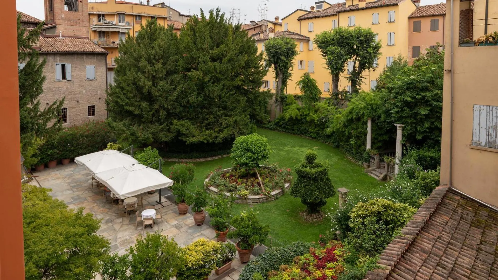 PHI Hotel Canalgrande Modena
