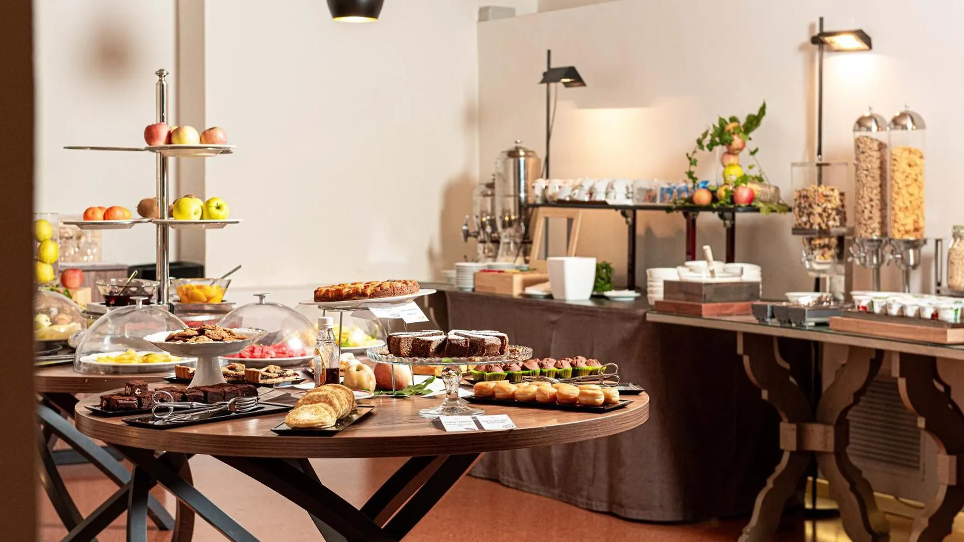 PHI Hotel Canalgrande Modena