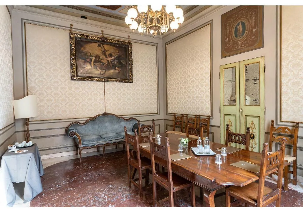 Phi Hotel Canalgrande Modena