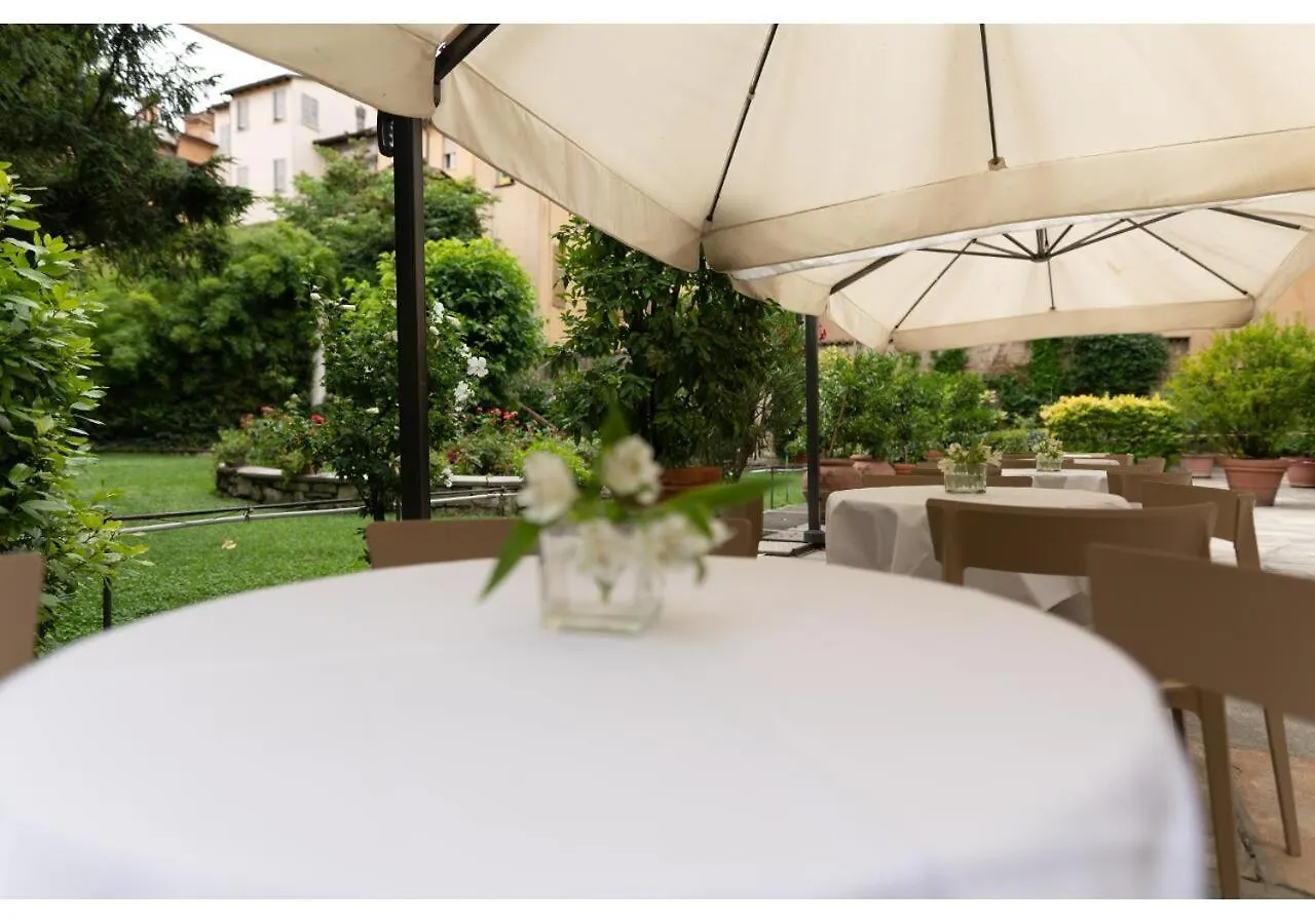 PHI Hotel Canalgrande Modena Italië