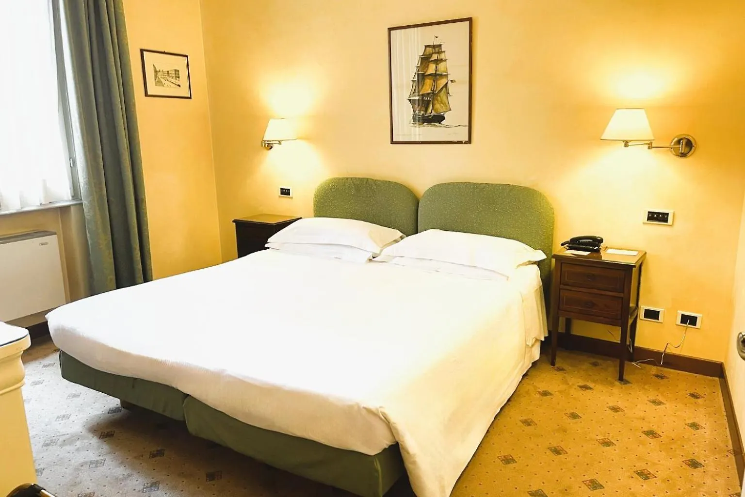 Phi Hotel Canalgrande Modena 4*,  Italien